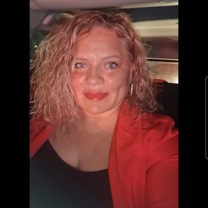 Meet your Posher, Annette